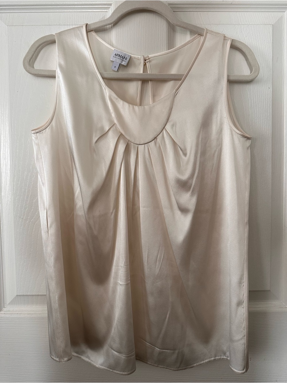 Armani Collezioni Cream Satin Pleated Scoop Neck Shell